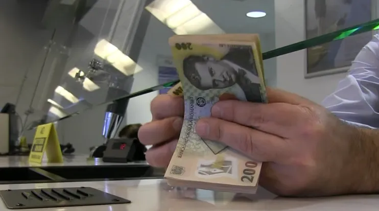 Amenda record pentru bănci după manipularea ROBOR afectează pensionarii cu credite